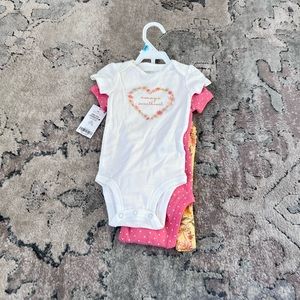 Mommy’s Sweetheart NWT Set